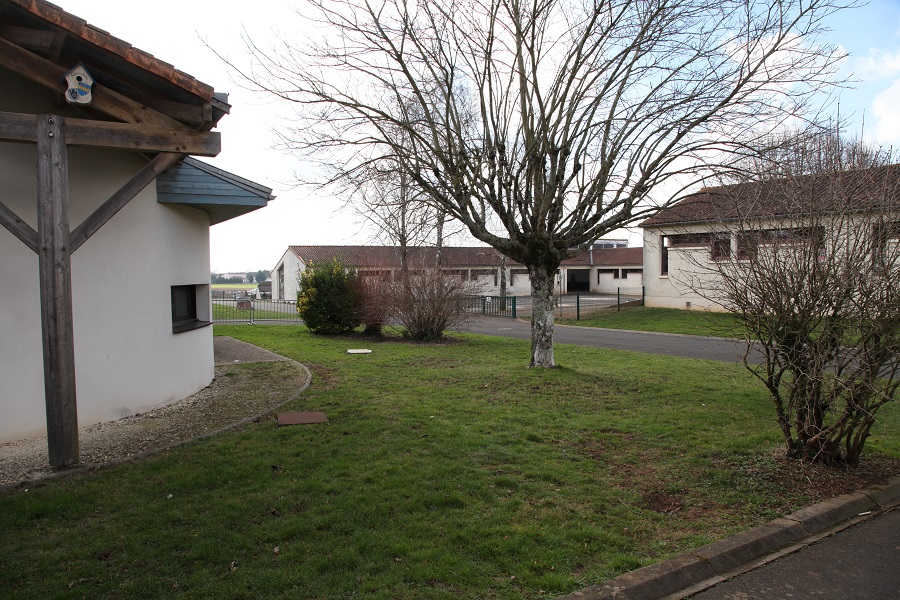 Ecole maternelle Celles extérieur